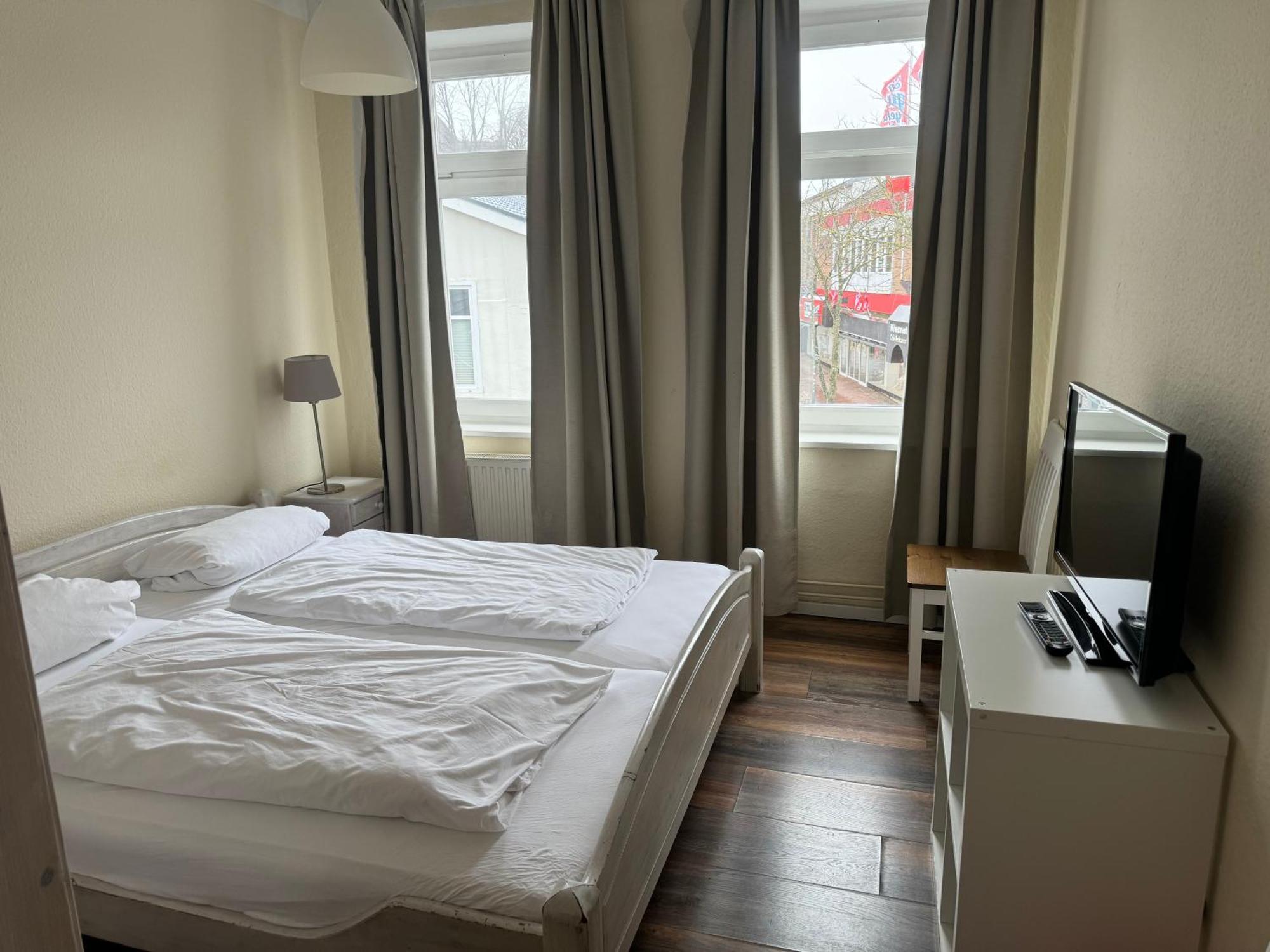 Borgo Antico Hotel เฟมาร์น ภายนอก รูปภาพ